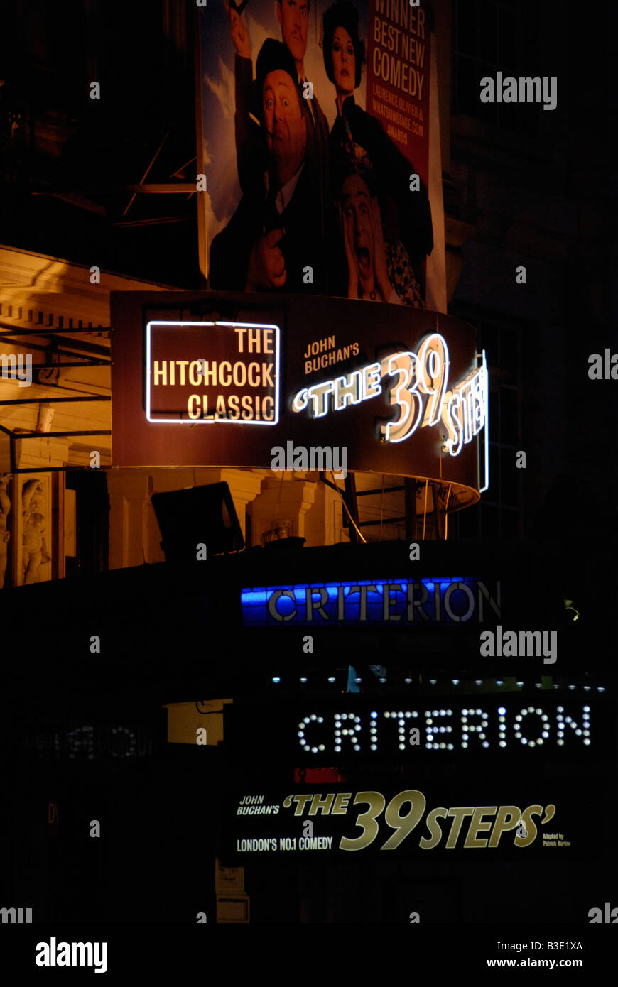 Das Criterion Theatre bei Nacht Piccadilly Circus-London England Stockfoto