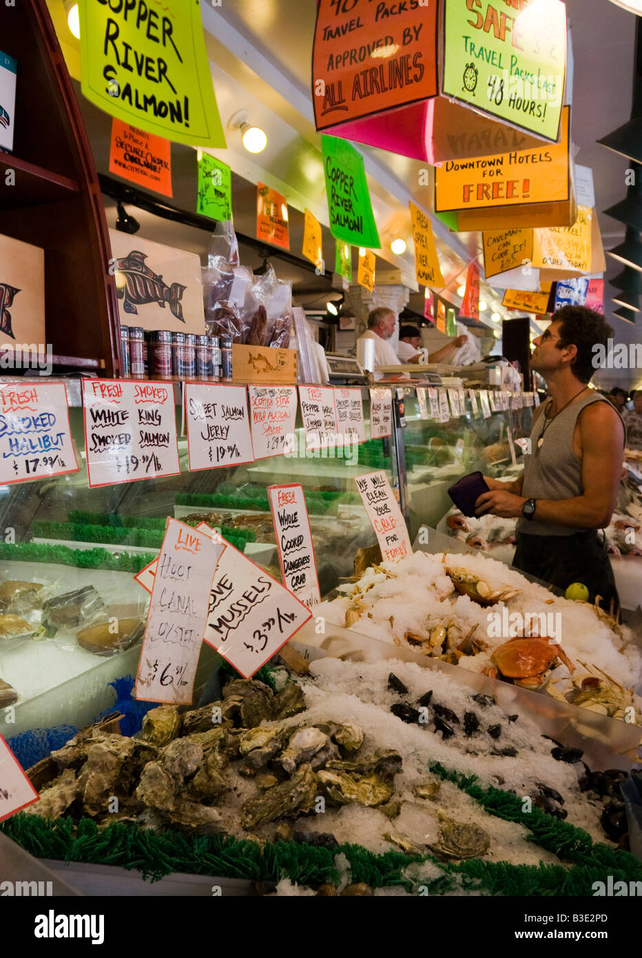 Fisch & Schale Fisch stall Pike Place Market Seattle Washington Zustand WA Amerika USA Stockfoto