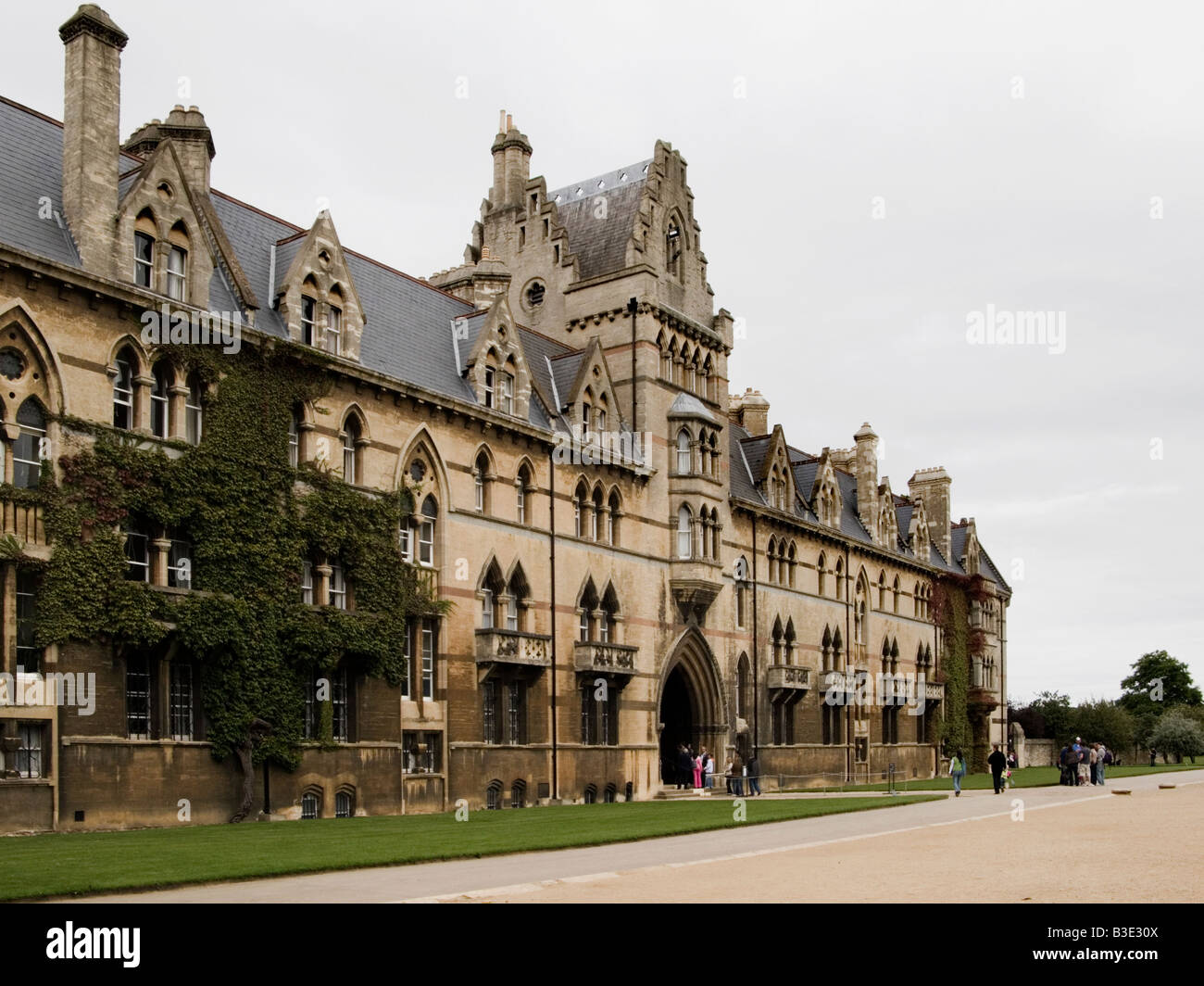 Wiese, Gebäude, Christus-Kirche-Oxford, Oxfordshire, England, UK Stockfoto