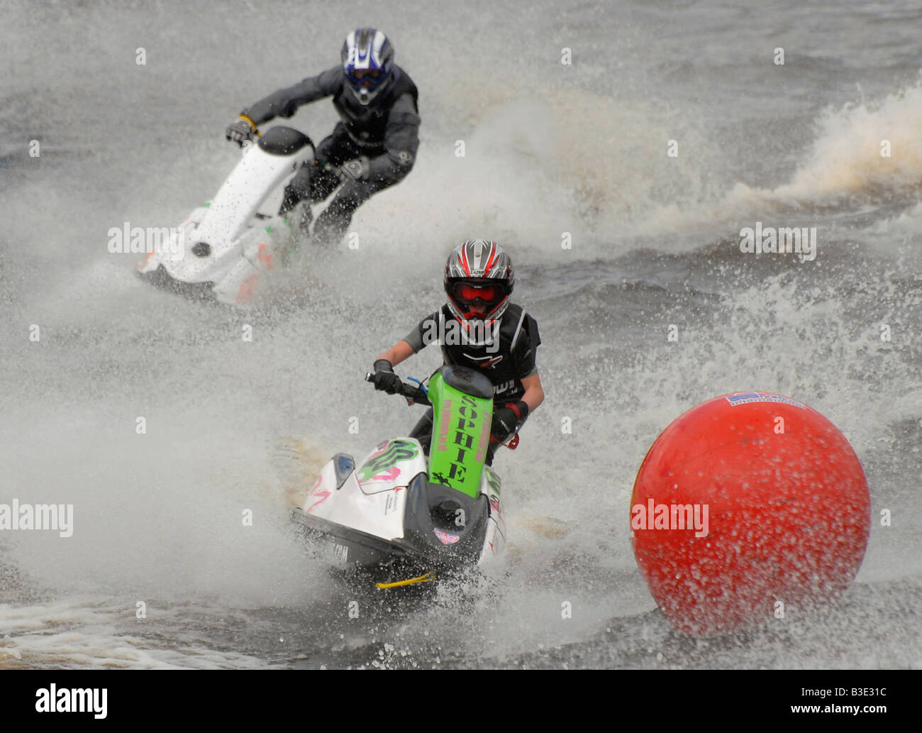Jet Ski-Rennen auf dem Glasgow River Festival Juli 2008 Stockfoto