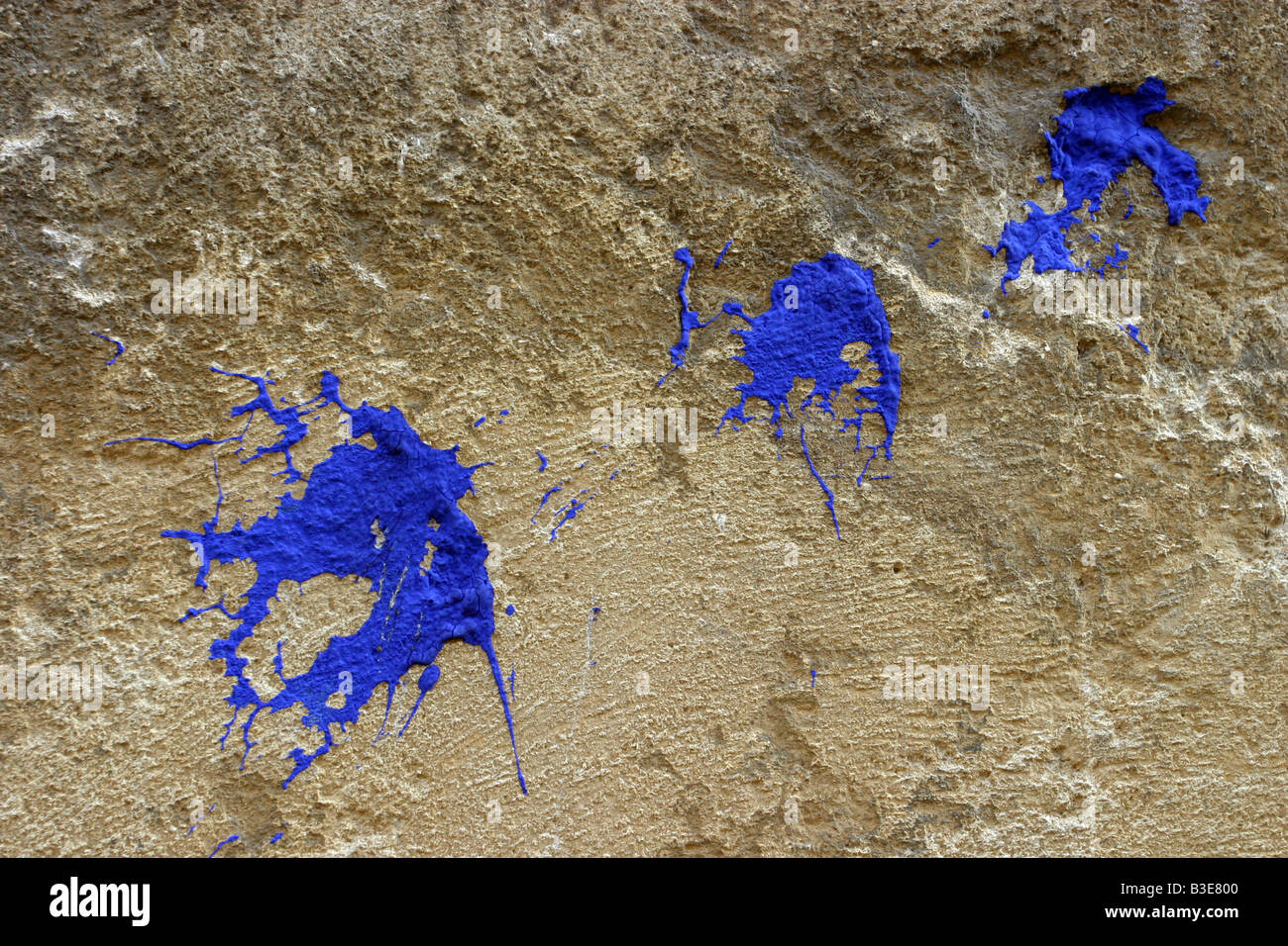 Farbe Spritzer an der Wand Stockfoto