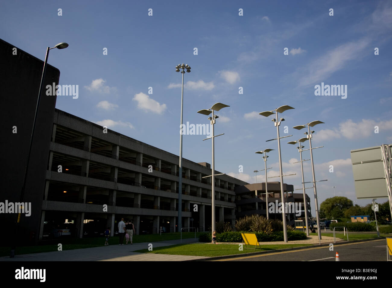 Manchester Airport Terminal 3 Eingang Ankünfte Stockfoto