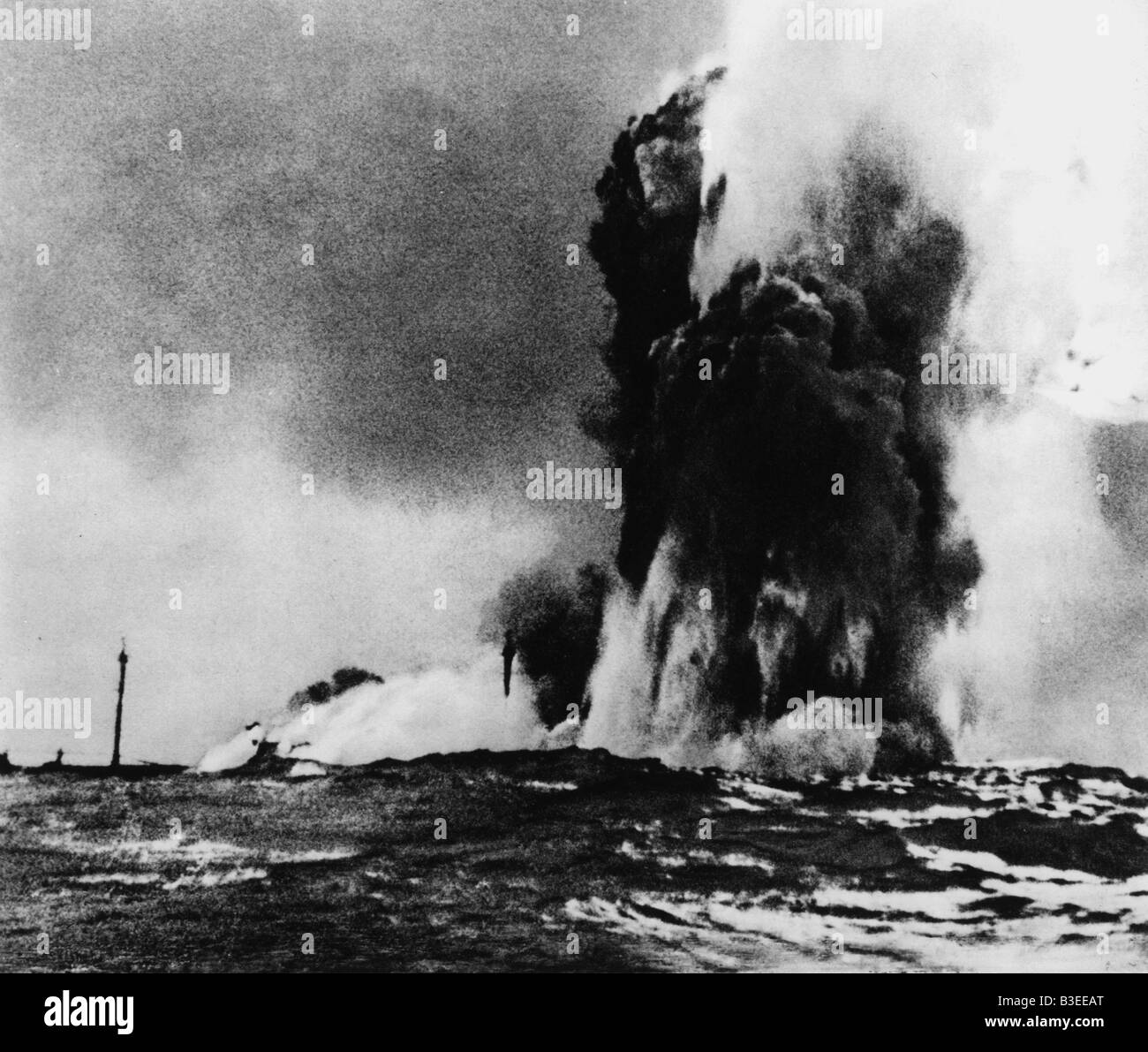 Torpedo-Explosion / WWII / 1941 Stockfoto