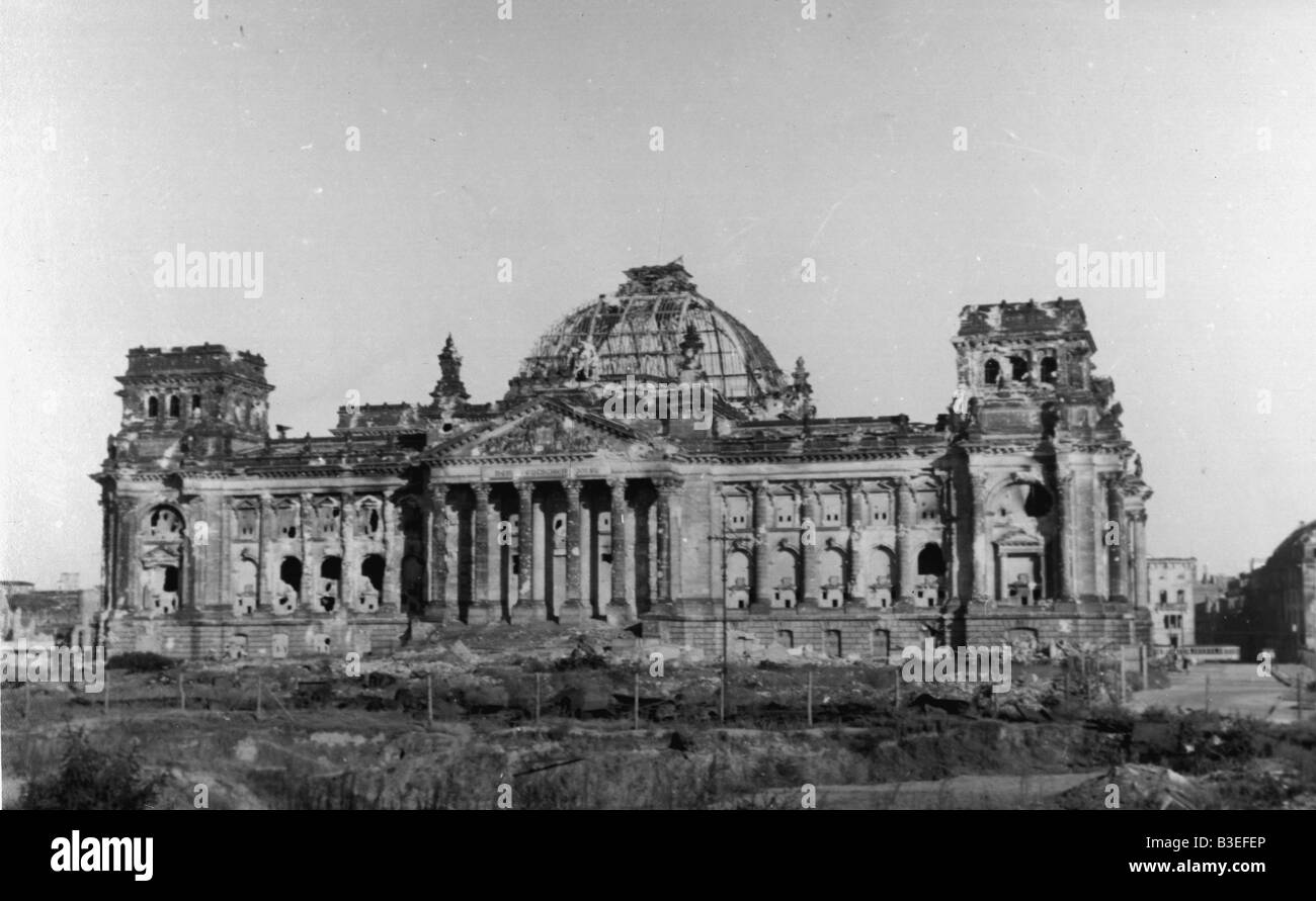Berlin, zerstörte Reichstag nach Krieg Stockfoto