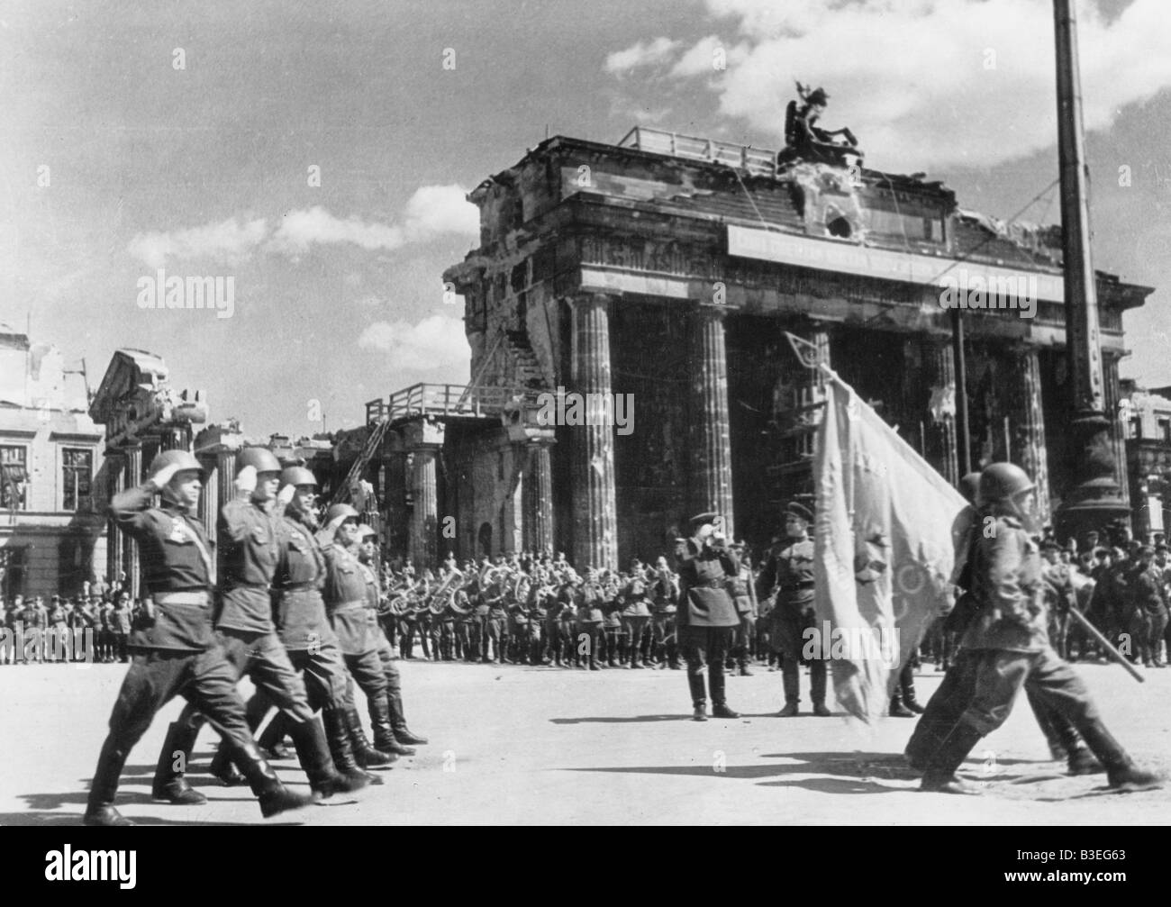 Sieg-Parade Sowjetarmee Berlin 1945 Stockfoto