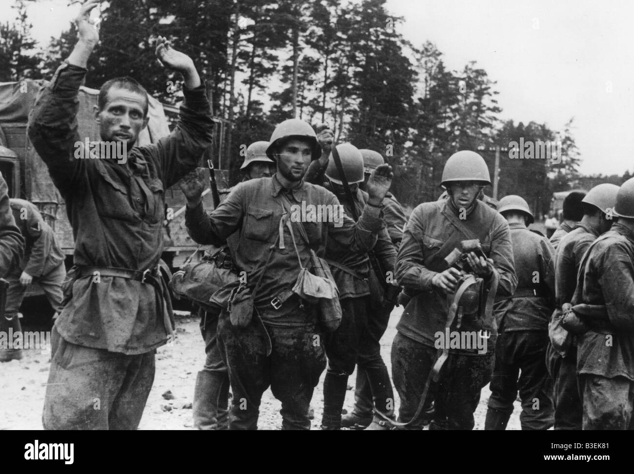 Soldaten der Roten Armee 1941 aufgeben Stockfoto