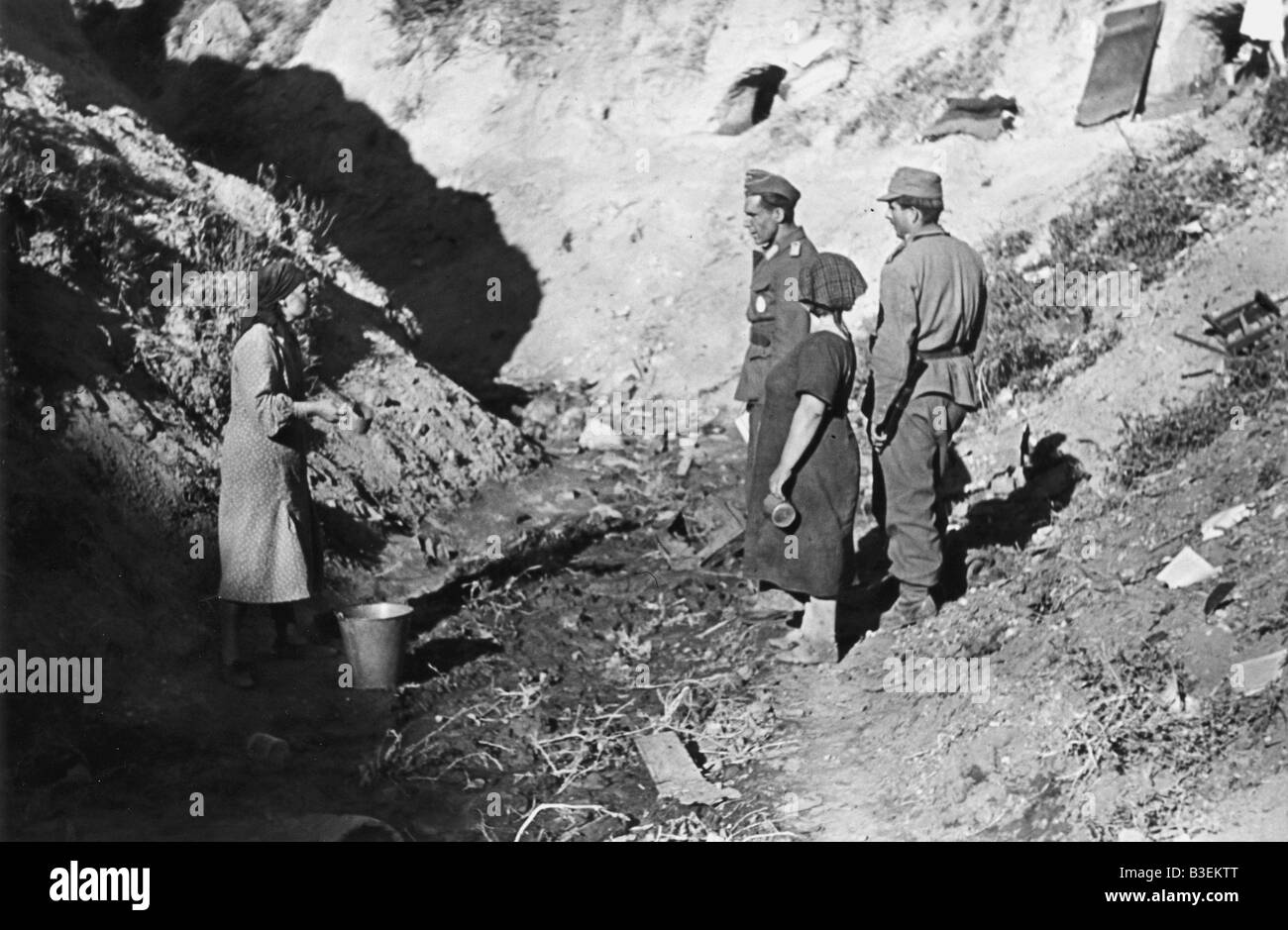 Frauen in Stalingrad Schluchten. Stockfoto