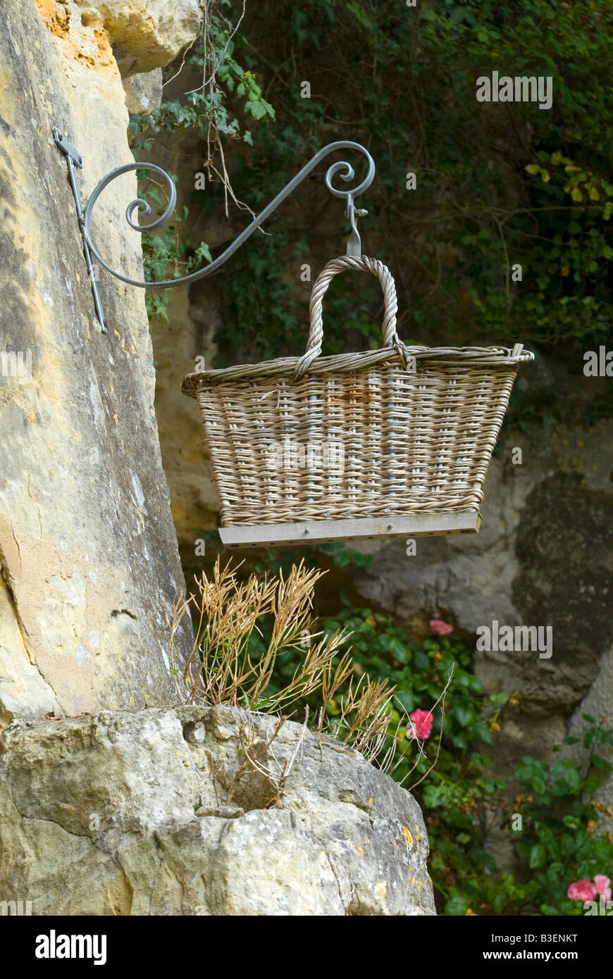 Hängenden Korb Schilder, Villaines Les Rochers, Indre et Loire, Frankreich. Stockfoto