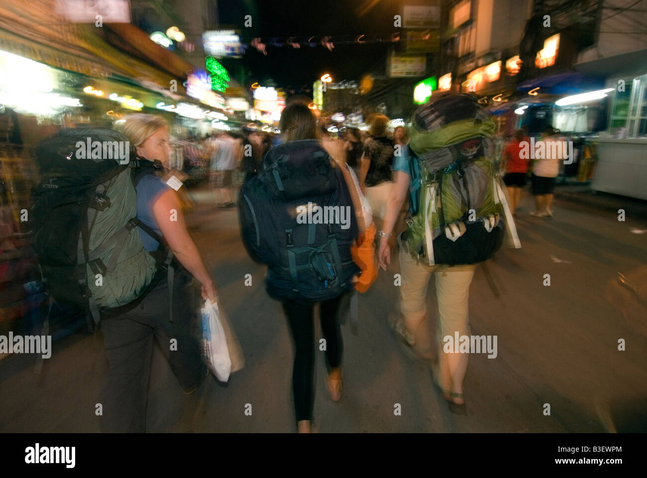 Bacpackers auf der Khao San Road, Bangkok, Thailand. Stockfoto