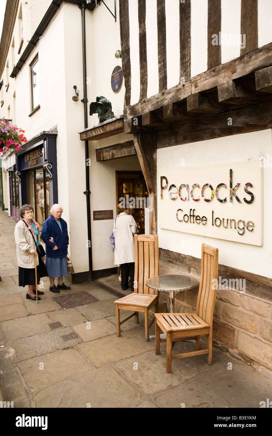 UK Derbyshire Chesterfield Stadtzentrum Low Pflaster Pfauen Kaffeehaus Städten älteste Profanbau Stockfoto