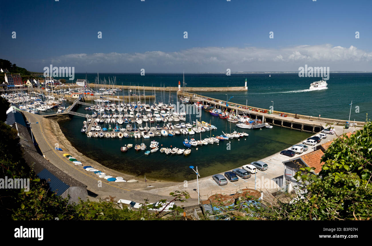 In Groix Insel, ein Blick auf den Hafen Tudy (Morbihan - Frankreich). Vue Panoramique de Port Tudy (Île de Groix - Frankreich). Stockfoto