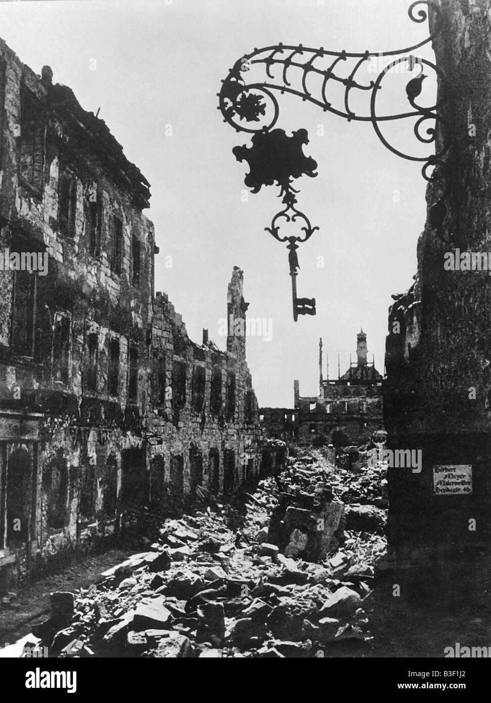 Zerstörte Gebäude in Dresden 1945. Stockfoto