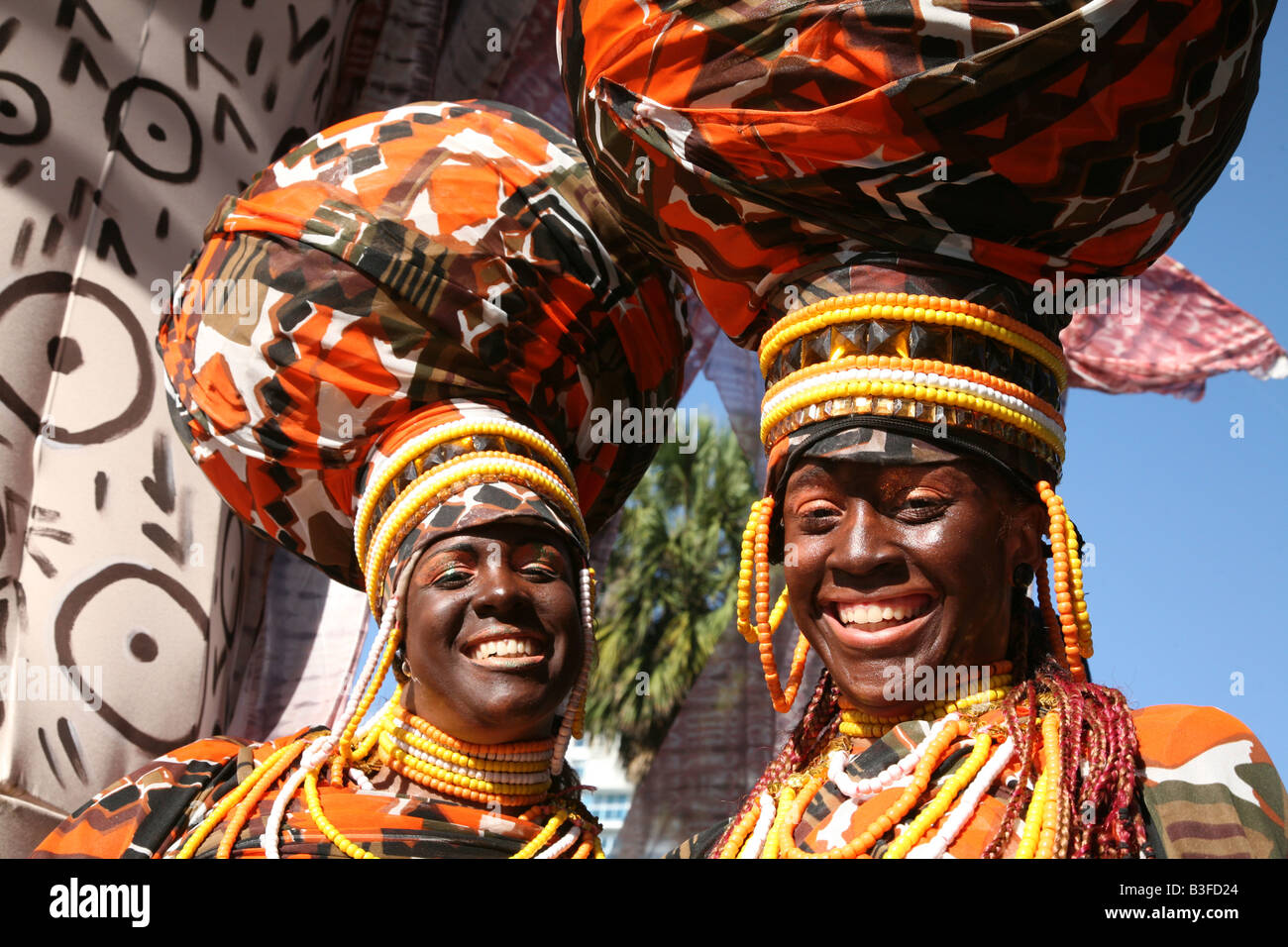 Karneval-Teilnehmern durchführen während Karneval Santo Domingo, Dominikanische Republik Stockfoto