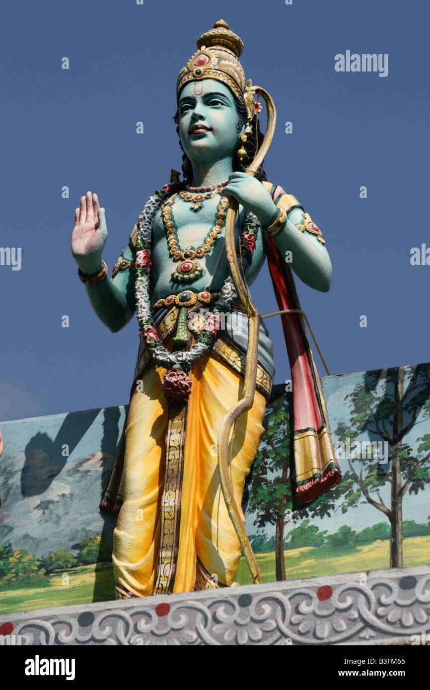 Statue von Vishnu Avatar Rama, Sri Srinivasa Perumal Temple, Singapur, Südostasien Stockfoto
