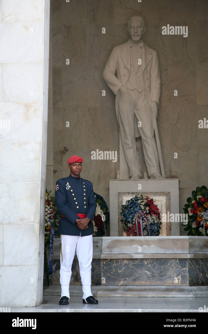 Grab von Juan Pablo Duarte in seinem Mausoleum im Parque Independencia in Santo Domingo, Dominikanische Republik Stockfoto