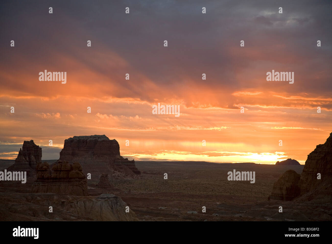 Green River-Utah-Sonnenaufgang in der Wüste im Goblin Valley State Park Stockfoto