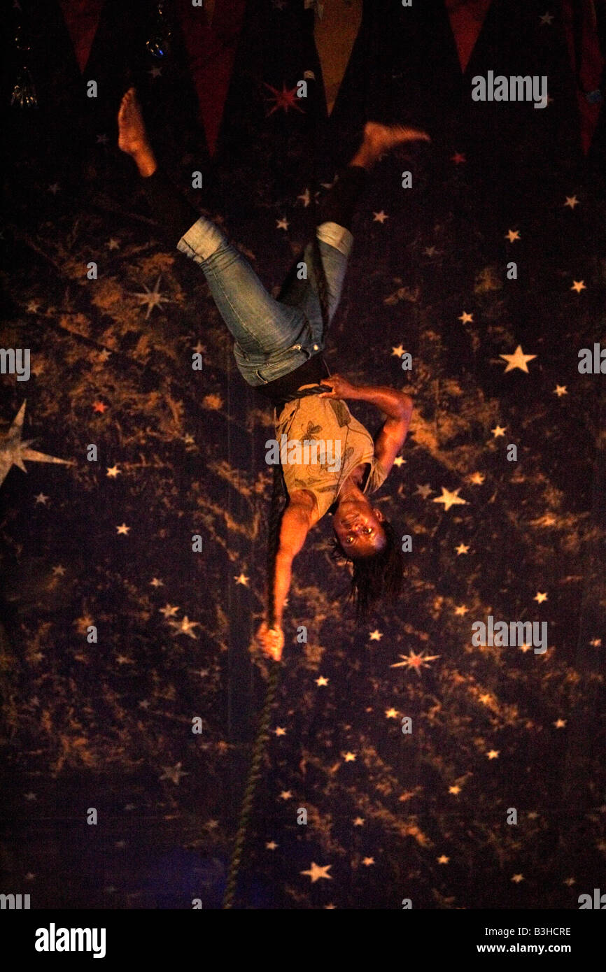 Aufschwung-Theatergruppe im Edinburgh MELA Stockfoto