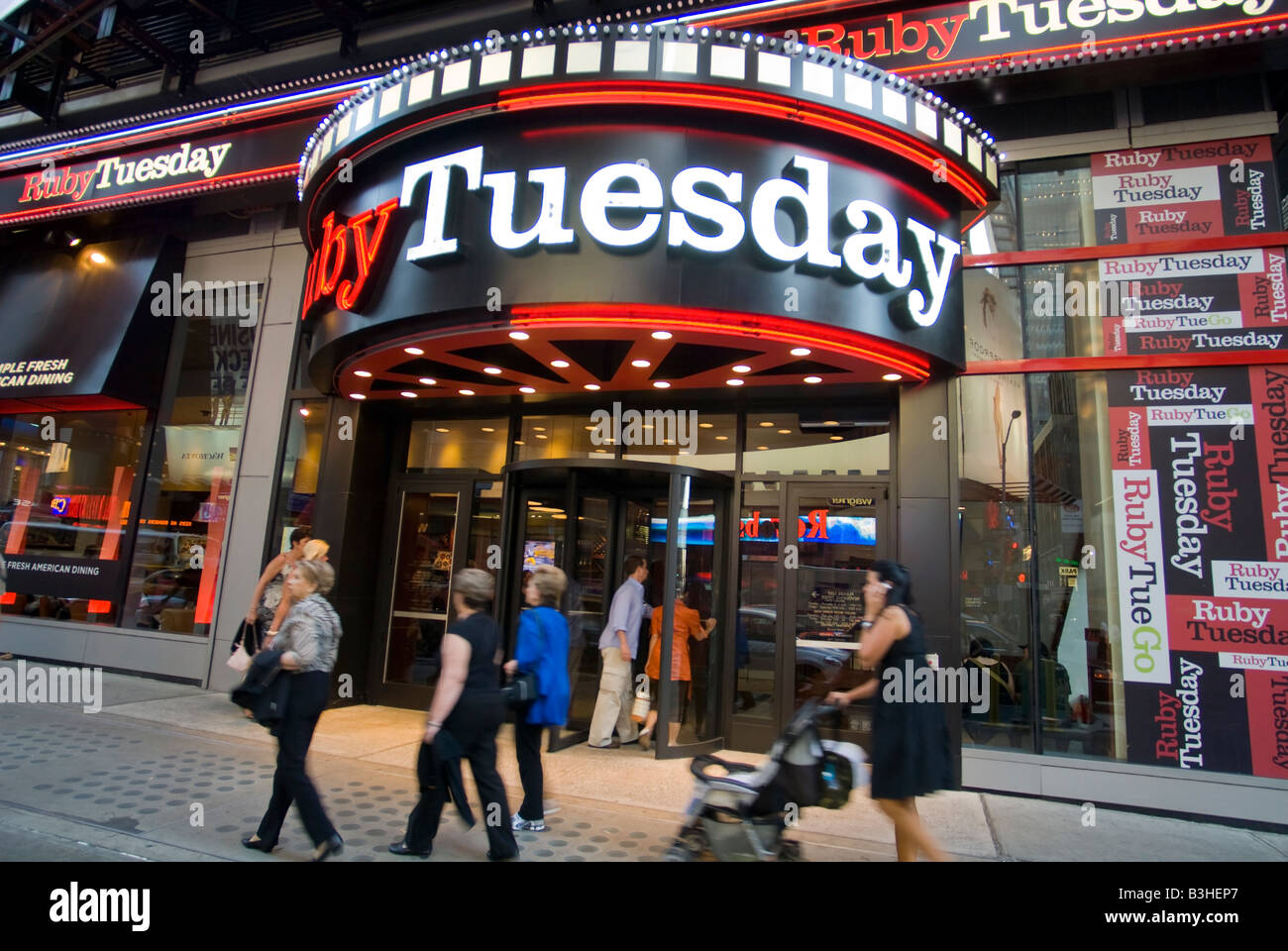 Ein Zweig der Times Square der Ruby Tuesday Restaurant-Kette Stockfoto