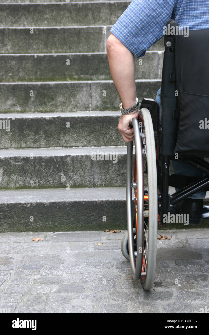 Mann im Rollstuhl Stockfoto