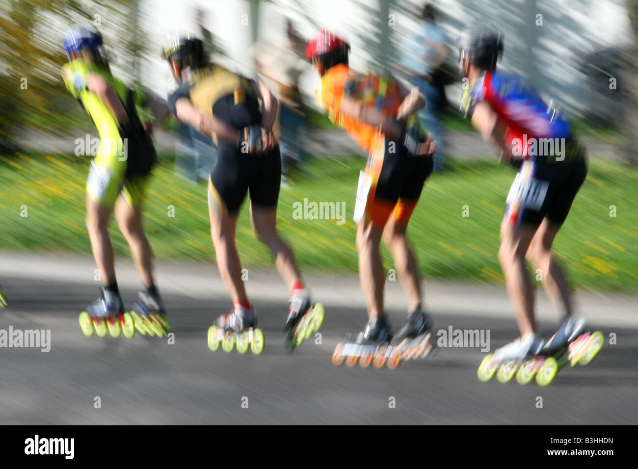 Inline skate running -Fotos und -Bildmaterial in hoher Auflösung – Alamy