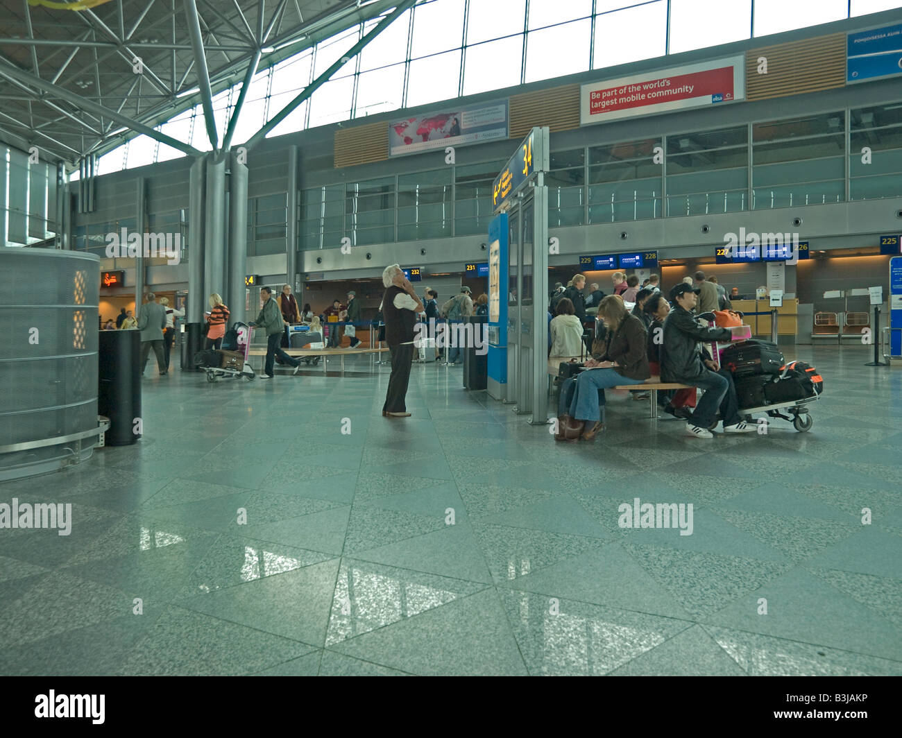 Helsinki airport Fotos und Bildmaterial in hoher Auflösung Alamy