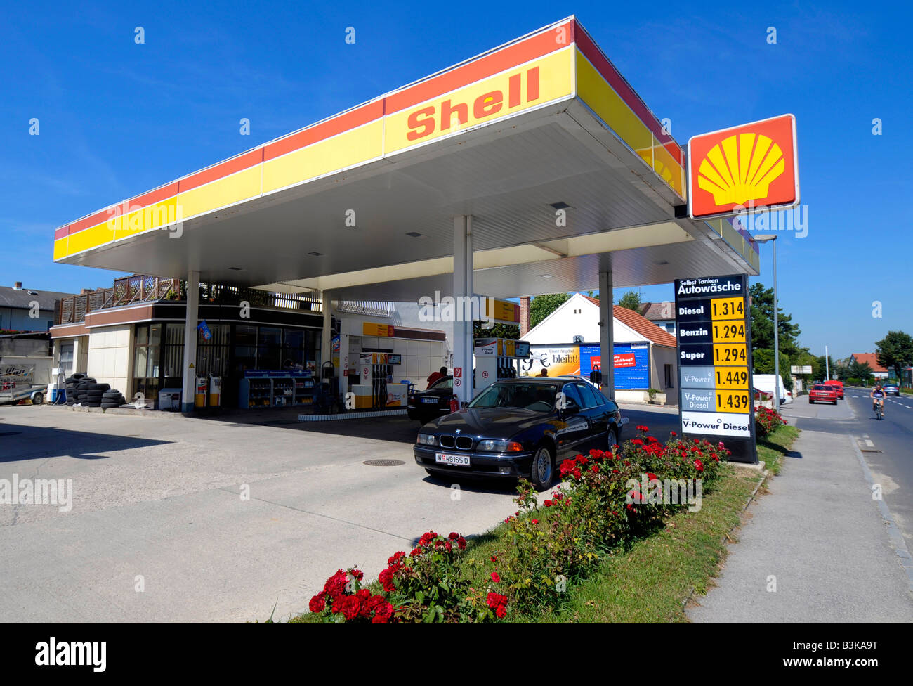 Shell Tankstelle, Österreich Stockfoto