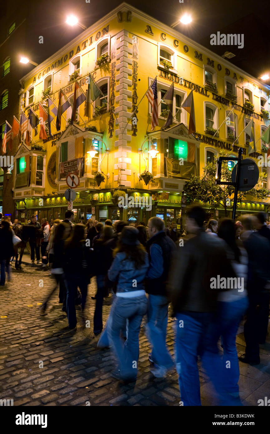 Das Oliver St. John Gogarty Pub in Dublins Temple Bar Viertel. Stockfoto