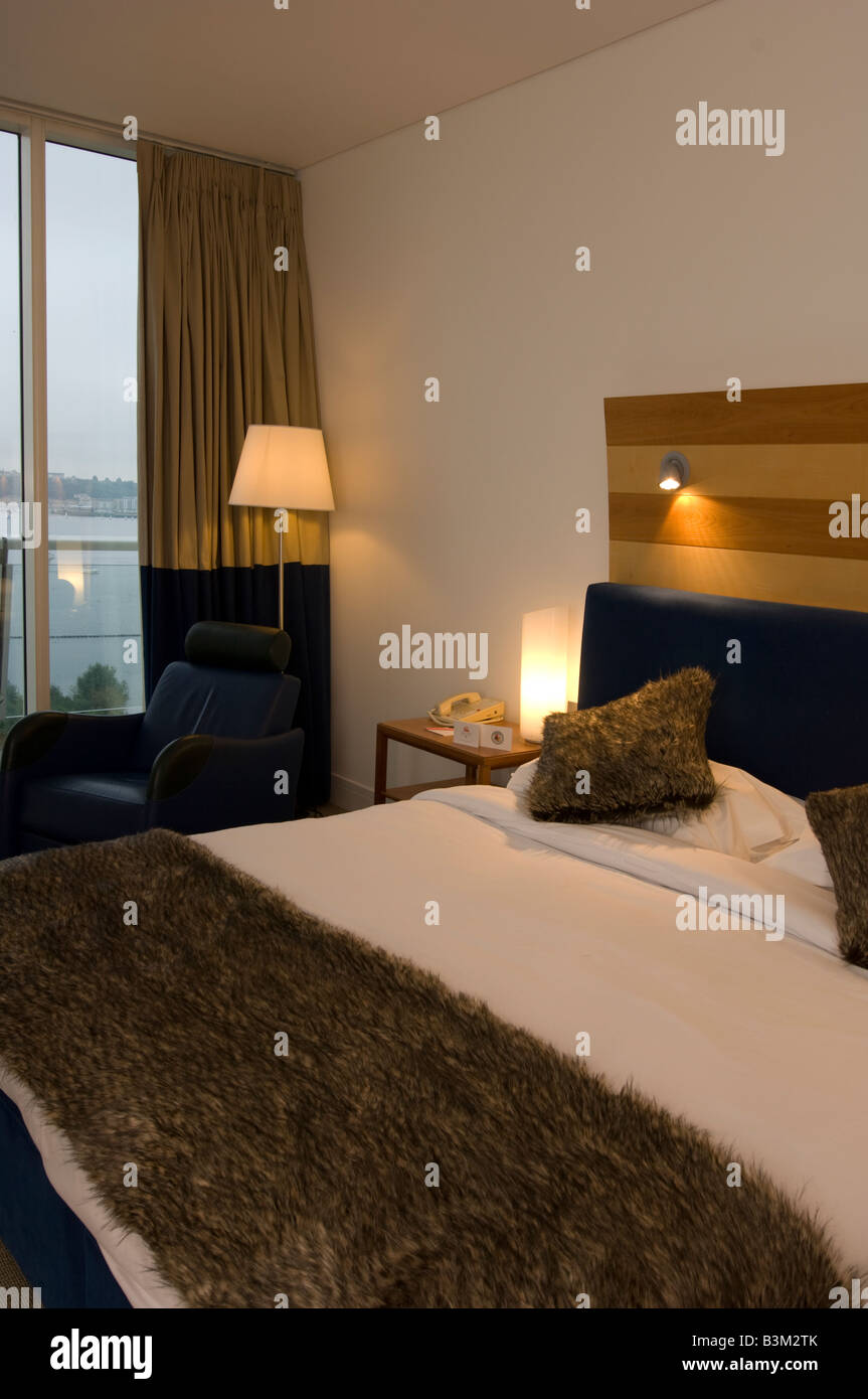 Schlafzimmer in St Davids Luxus 5 Sterne Hotel Cardiff bay Wales UK Stockfoto