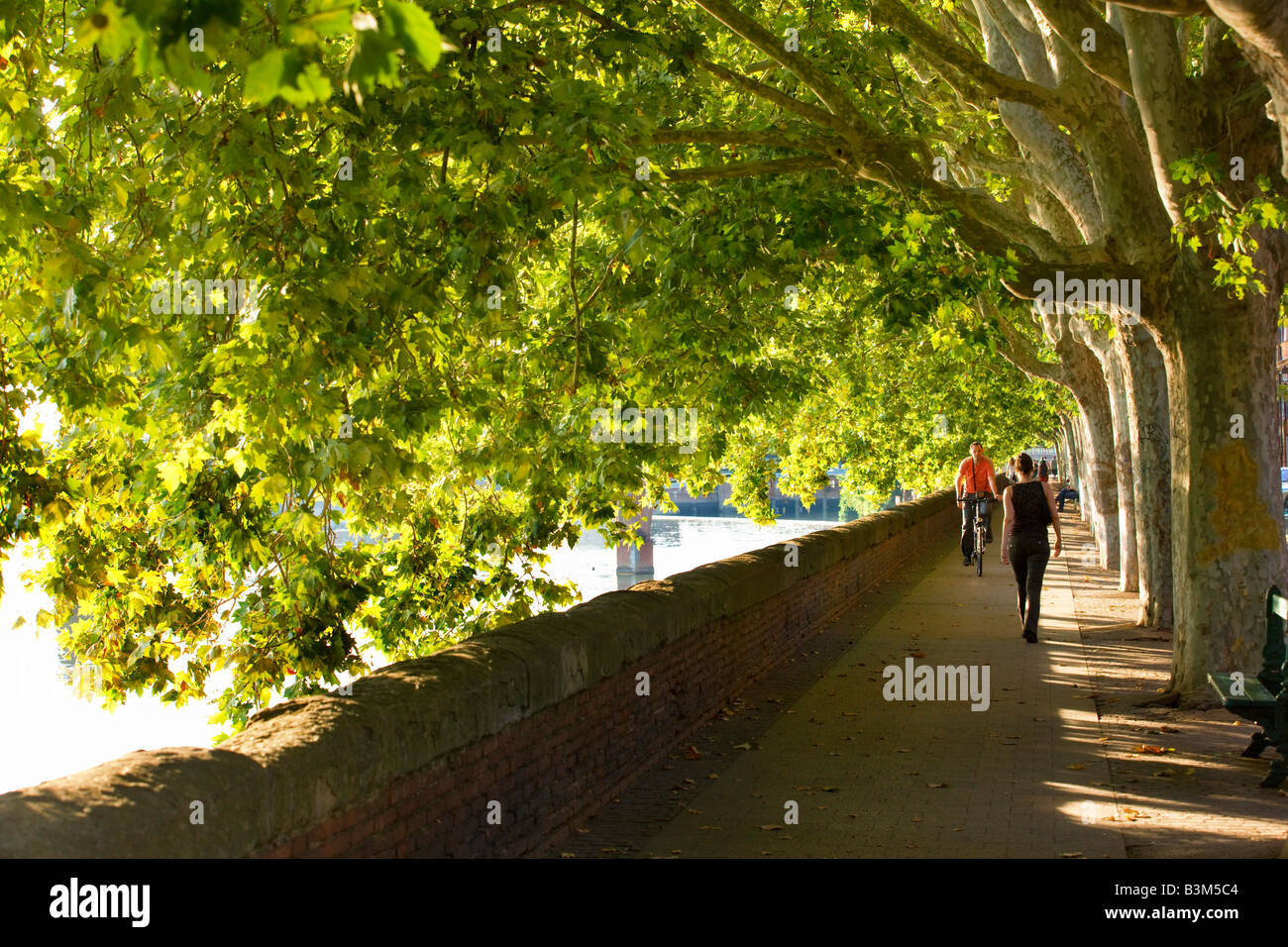 Garonne Bank in Toulouse Stockfoto
