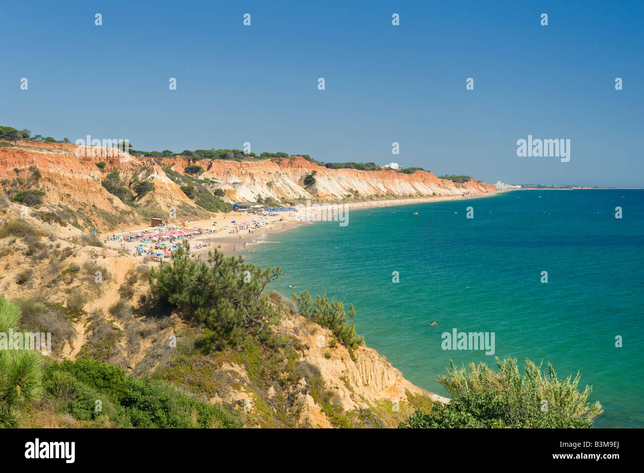 Portugal Algarve-Küste am Praia da Falésia Stockfoto