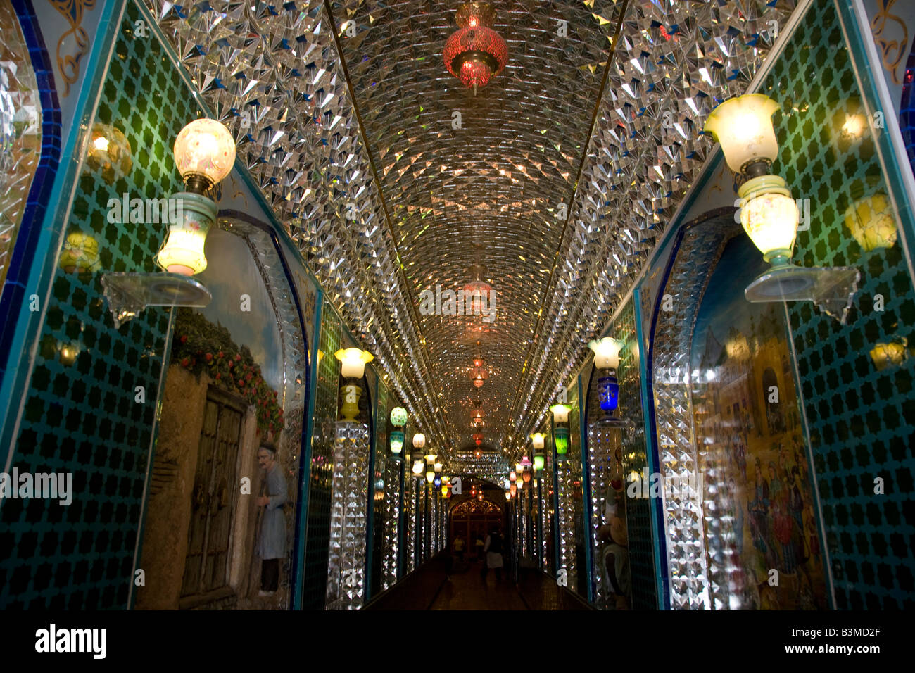 Reich verzierte Innenraum traditionelles Erbe Doha Katar Restaurant Stockfoto