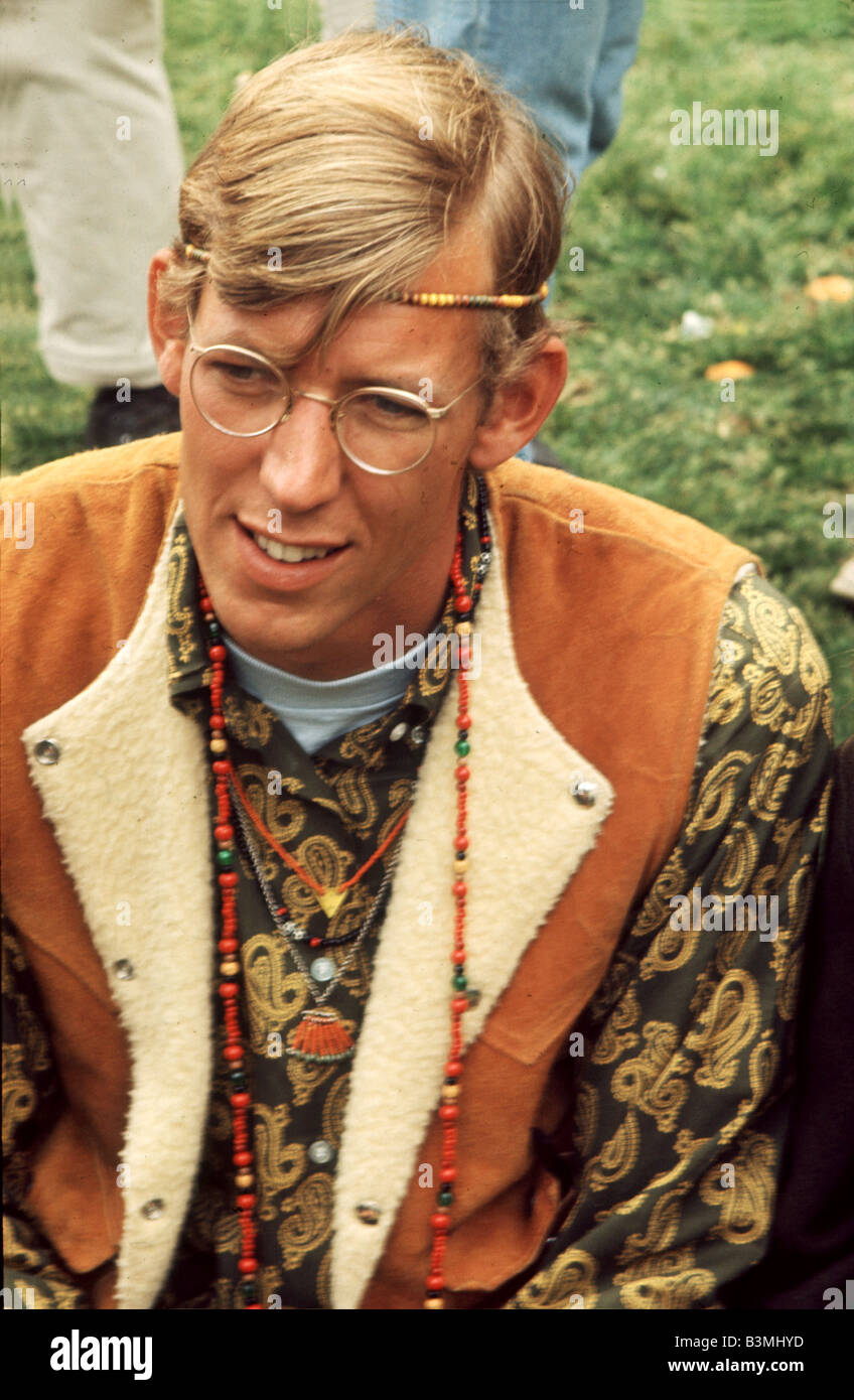 FLOWER-POWER-Stil auf einer Versammlung in San Francisco im Jahre 1967 Stockfoto