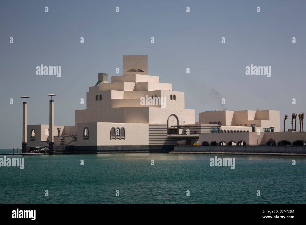 Neues Museum für islamische Kunst in Doha Doha Bay Katar Nahost arabischen Golf Skyline Corniche Skyline Stockfoto