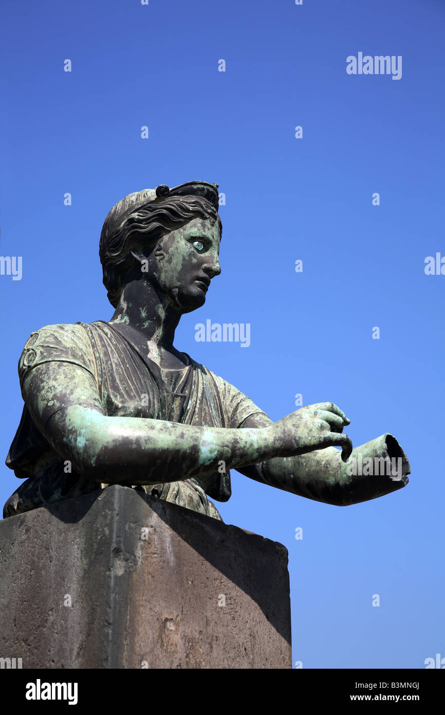 Italien Kampanien Pompeji Bronze-Statue von Diana die Jägerin in der Apollotempel in Pompeji Stockfoto