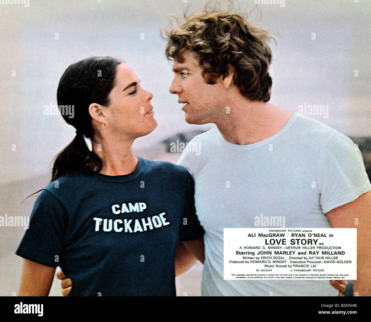 LOVE STORY 1970 Paramount Film mit Ryan O'Neal und Ali MacGraw Stockfoto