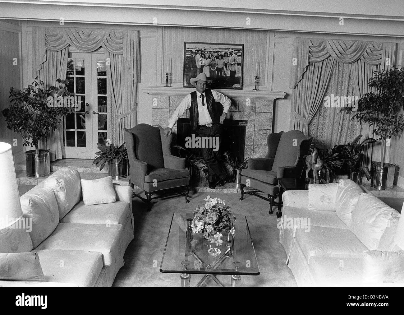 Terry Trippet texanischen Millionär Besitzer Southfork Ranch in Dallas TV Programm 1985 Mirrorpix verwendet Stockfoto