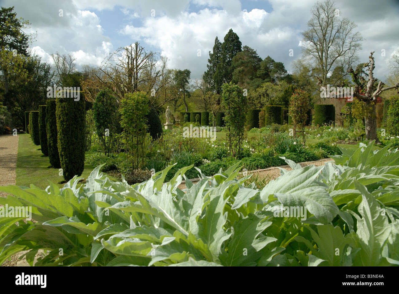 Die formale Gärten am Groombridge Place in Kent Stockfoto