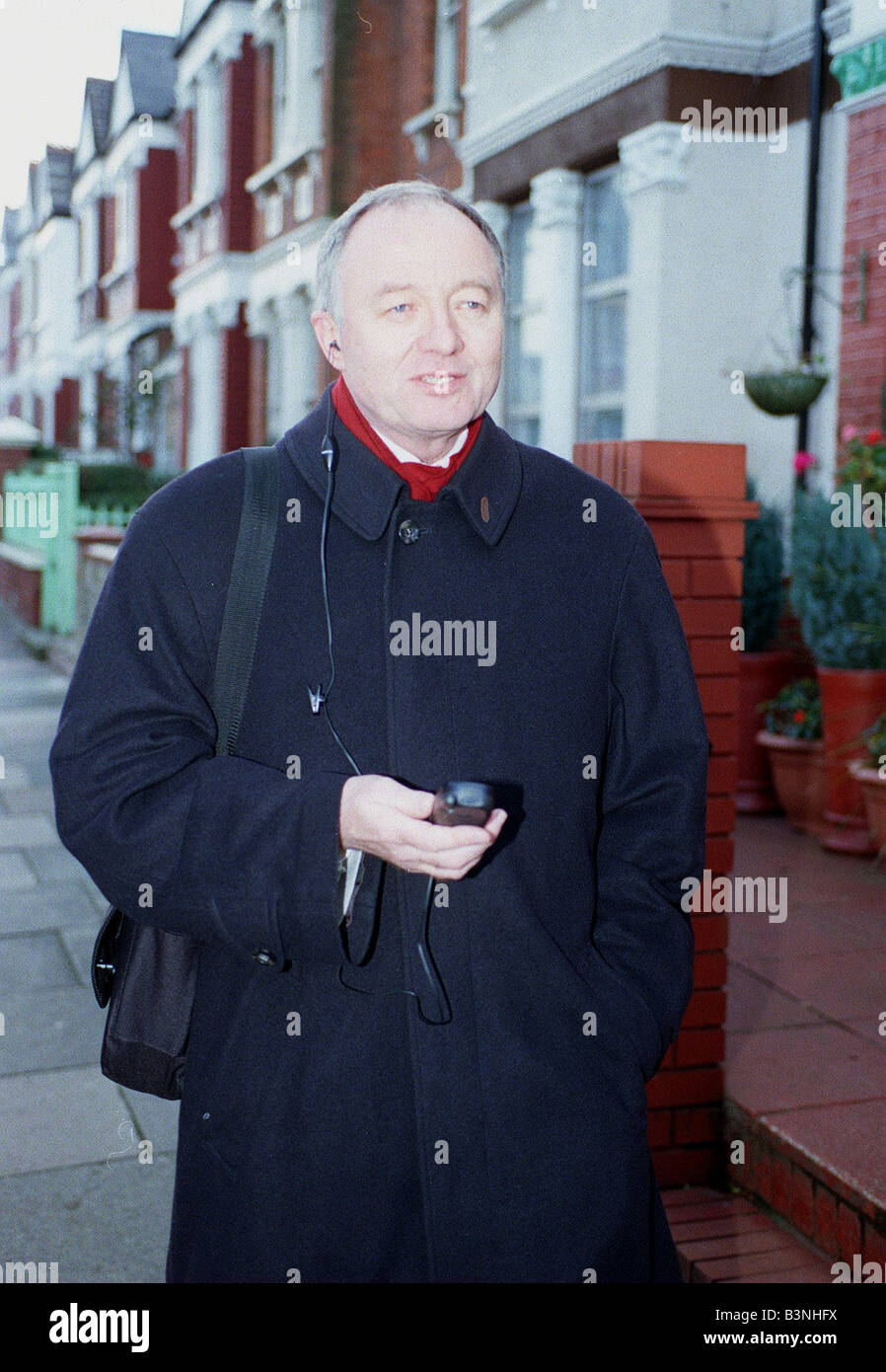 Ken Livingstone verlassen des Elternhauses Vormittag November 1999 Stockfoto