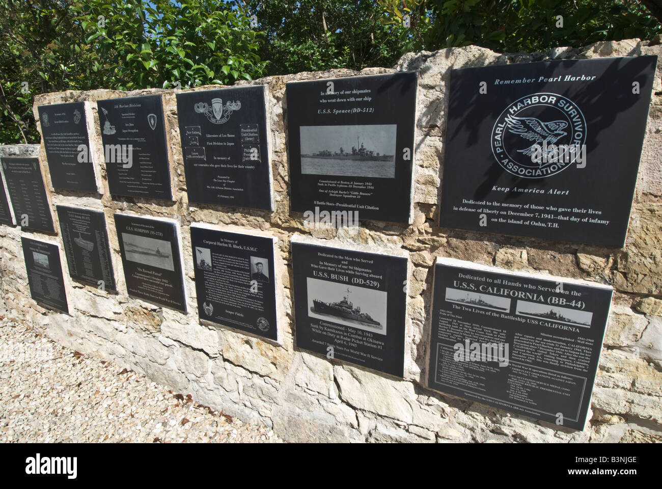 Texas Hill Country Fredericksburg National Museum des pazifischen Krieges Memorial Wall, einer von vielen auf Veteranen Walk of Honor Stockfoto