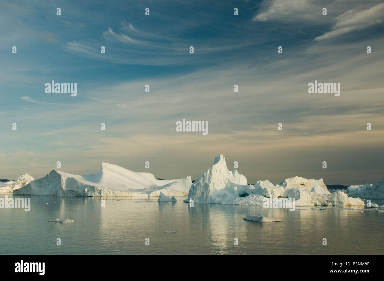 Eisberge Abfall den Eingang zum Fjord, Illulissat, Westgrönland Stockfoto