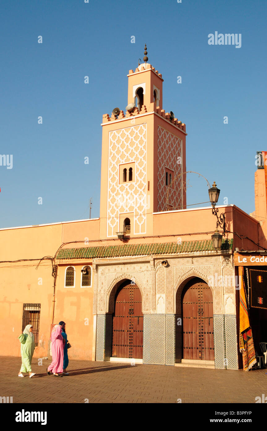 Kleine Moschee am Platz Djemma el-Fna, "Platz der Betrüger" oder "Platz der erhängte", Marrekesh, Marokko, Afrika Stockfoto