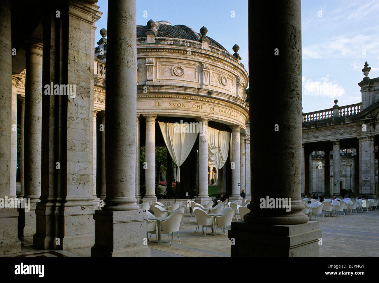 Musikpavillon der Tettuccio Thermalbäder, Montecatini Terme, Provinz Pistoia, Toskana, Italien, Europa Stockfoto