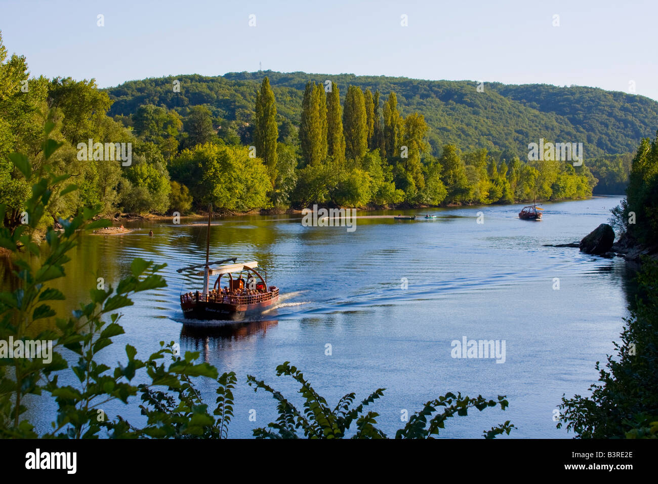 zufluss der dordogne 4 buchstaben