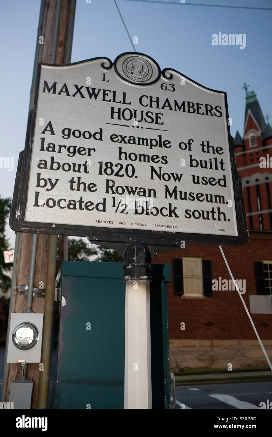 North Carolina Historical Marker - NC-L63 Maxwell Kammern Haus ein gutes Beispiel für die größeren Wohnungen ca. 1820 erbaut.  Jetzt verwendet Stockfoto