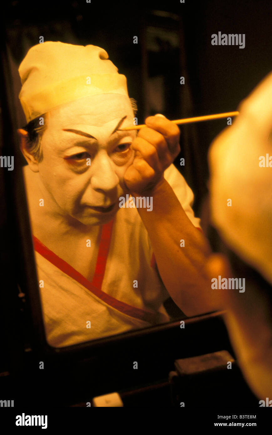 Japan, Tokio. Kabuki-Schauspieler, um weibliche Rolle. Stockfoto