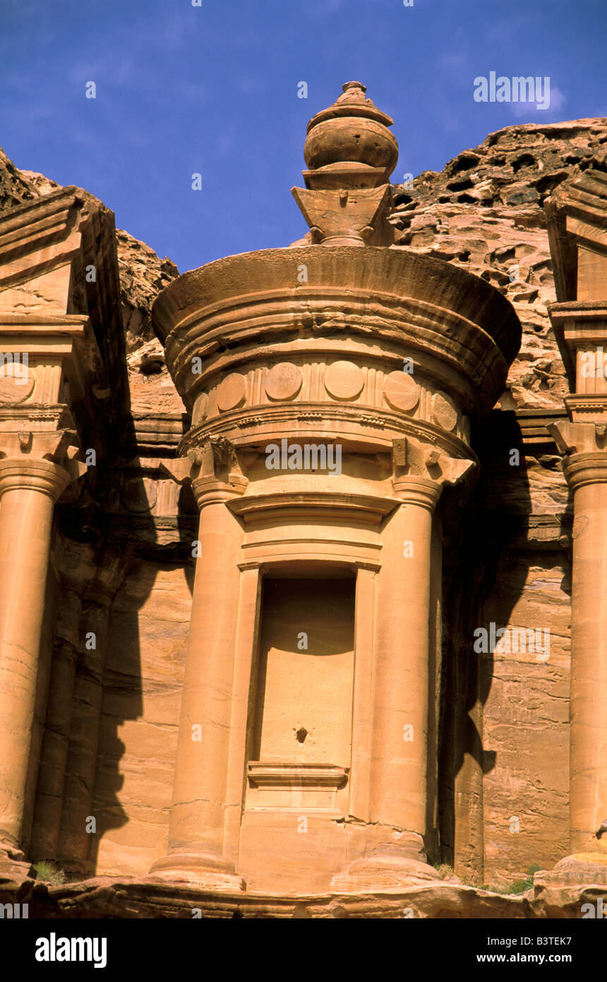 Asien, Jordanien, Petra. El Deir, das Kloster. Stockfoto