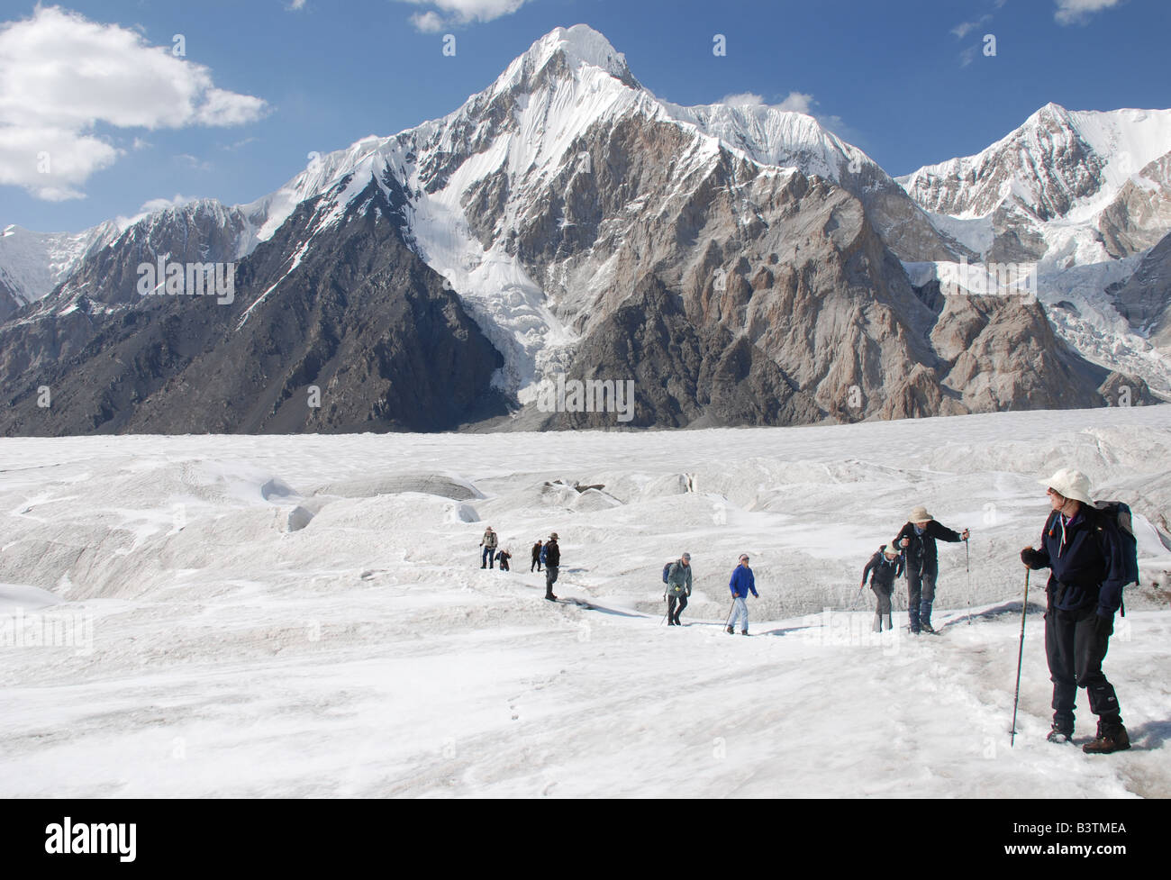 Südlichen Inylchek-Gletscher im Hochgebirge Tian Shen von Kirgisistan Stockfoto