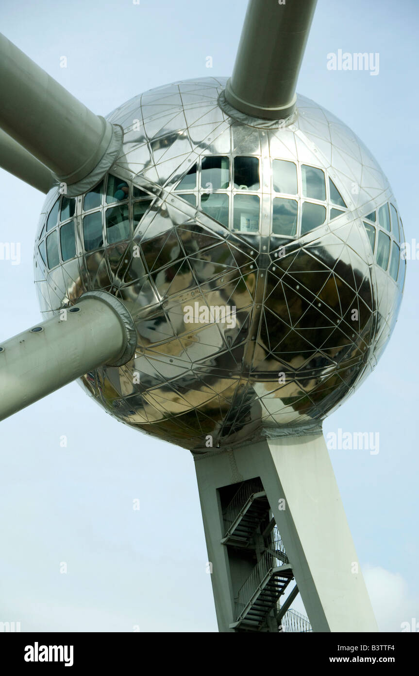 Belgien, Brüssel, Atomium. Futuristische Gebäude für die internationale Ausstellung in Brüssel 1958 gebaut. Stockfoto