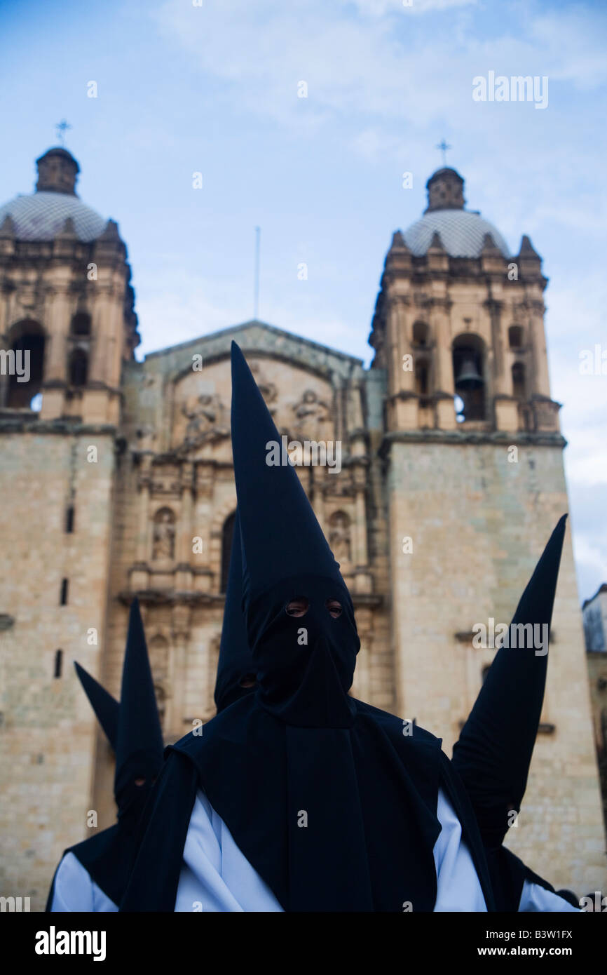 Karfreitags-Prozession vor der Kirche Santo Domingo, Oaxaca, Mexiko Stockfoto