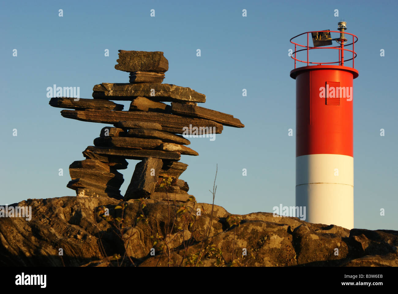 Eine Felsformation auf einer Klippe in der Nähe des Leuchtturms am Killbear Provincial Park Stockfoto